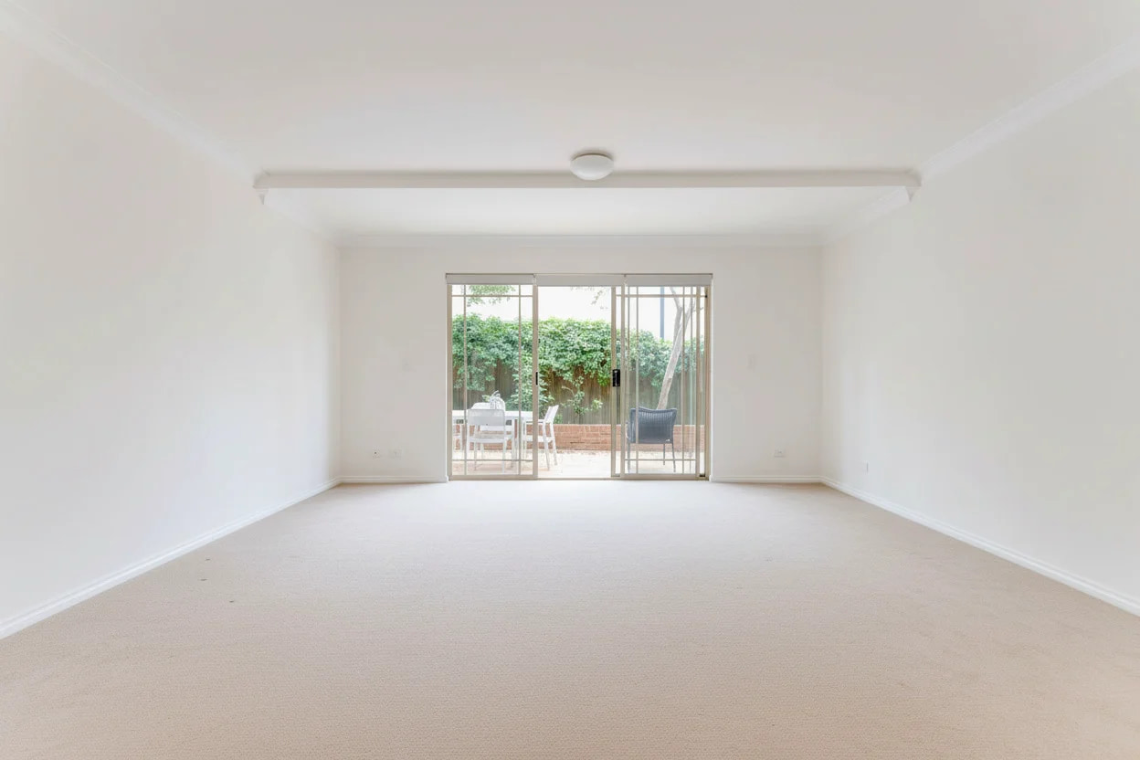 Living Room — Decluttered, after staging